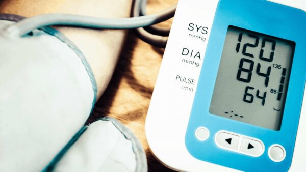 Choosing the Best Blood Pressure Monitor for Optimal Health - Dr. Nicolle